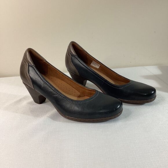 Cobb Hill Navy and Gray Leather Pump with stacked heel Size 7 - Picture 2 of 12